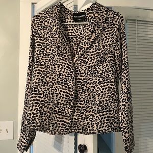 Long sleeve kittenish blouse never worn non smoking home